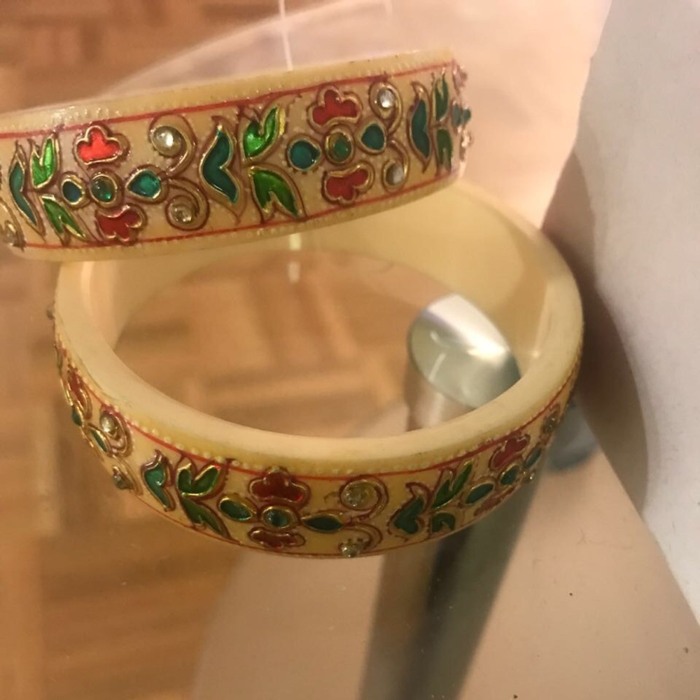 Pair of Handmade bangles (brand new)